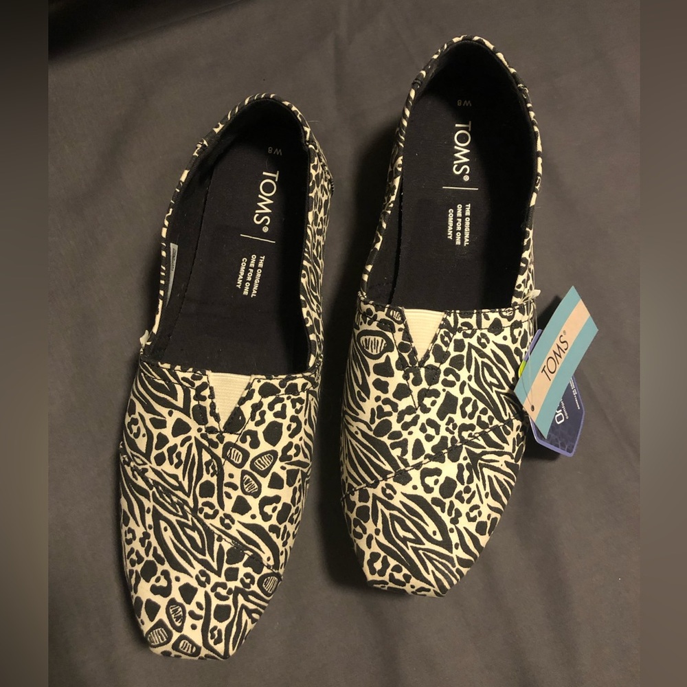 TOM’S ALPARGATA WOMEN’S LOAFERS - Picture 2 of 14